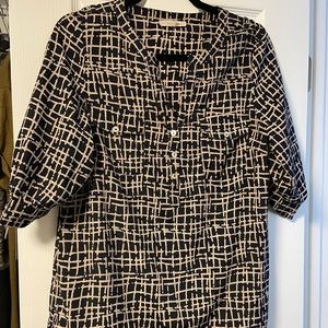 41 Hawthorn navy and cream patterned tunic blouse